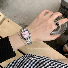 Retro Elegant Quartz Watch